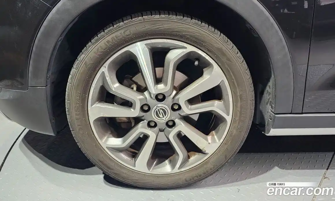 SsangYong TIBOLI 2015 1.6 Автомат в Москве № 181868, фото 20