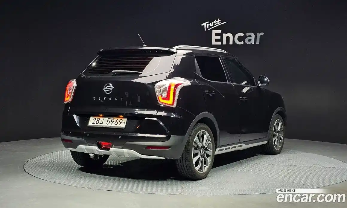 SsangYong TIBOLI 2015 1.6 Автомат в Москве № 181868, фото 4