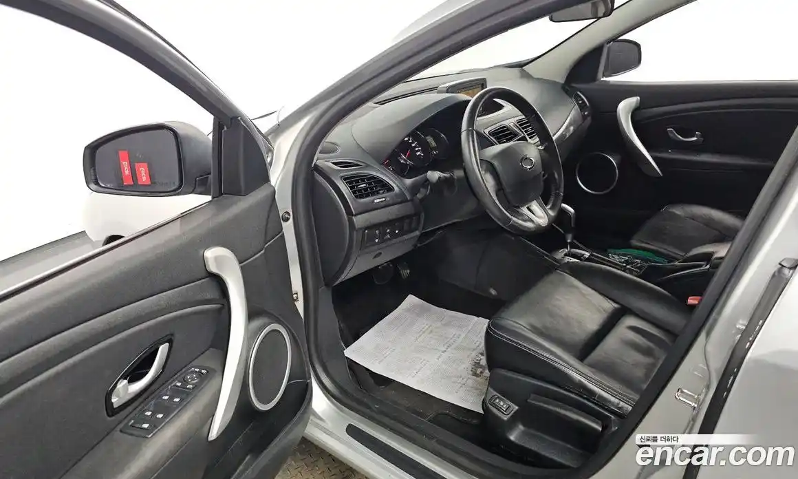 Renault SM3 2011 1.6 Автомат в Москве № 183909, фото 13