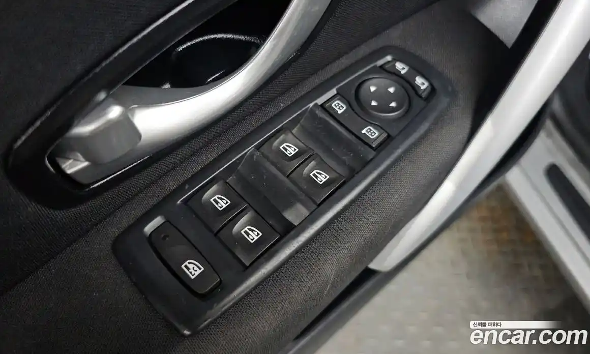 Renault SM3 2011 1.6 Автомат в Москве № 183909, фото 15