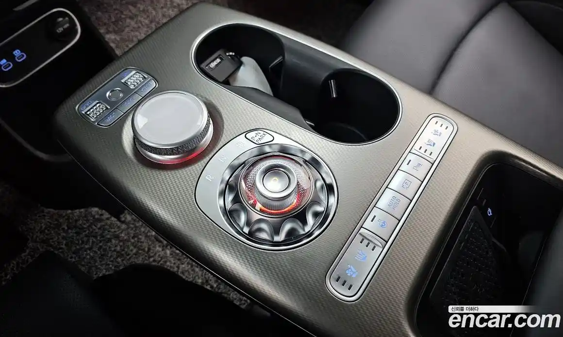 Genesis GV60 2023 0.1 Автомат в Москве № 18486, фото 1