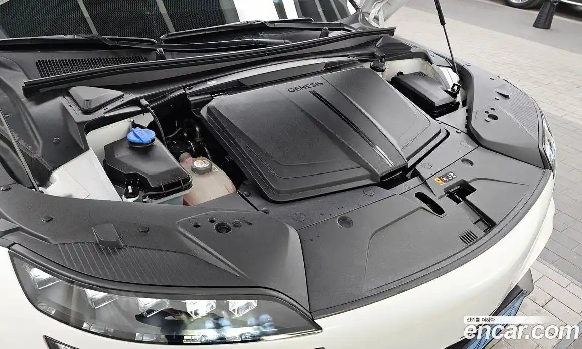 Genesis GV60 2023 0.1 Автомат в Москве № 18486, фото 9