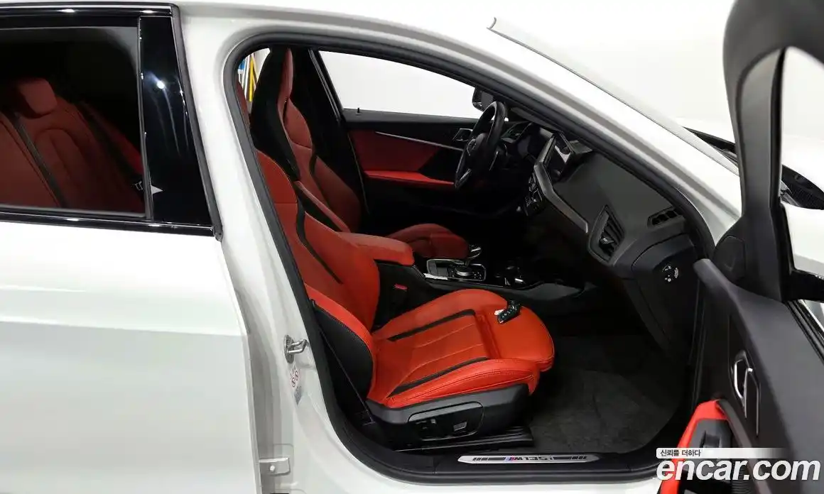 BMW 1-Series 2024 2.0 Автомат в Москве № 186976, фото 20