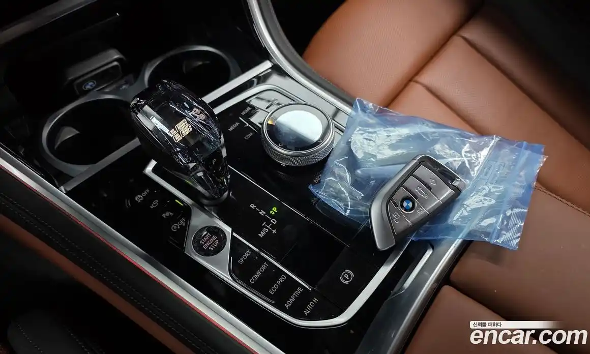 BMW 8-Series 2024 4.4 Автомат в Москве № 187316, фото 13