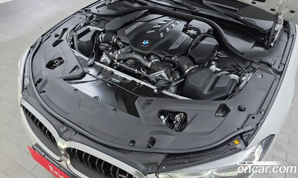 BMW 8-Series 2024 4.4 Автомат в Москве № 187316, фото 15