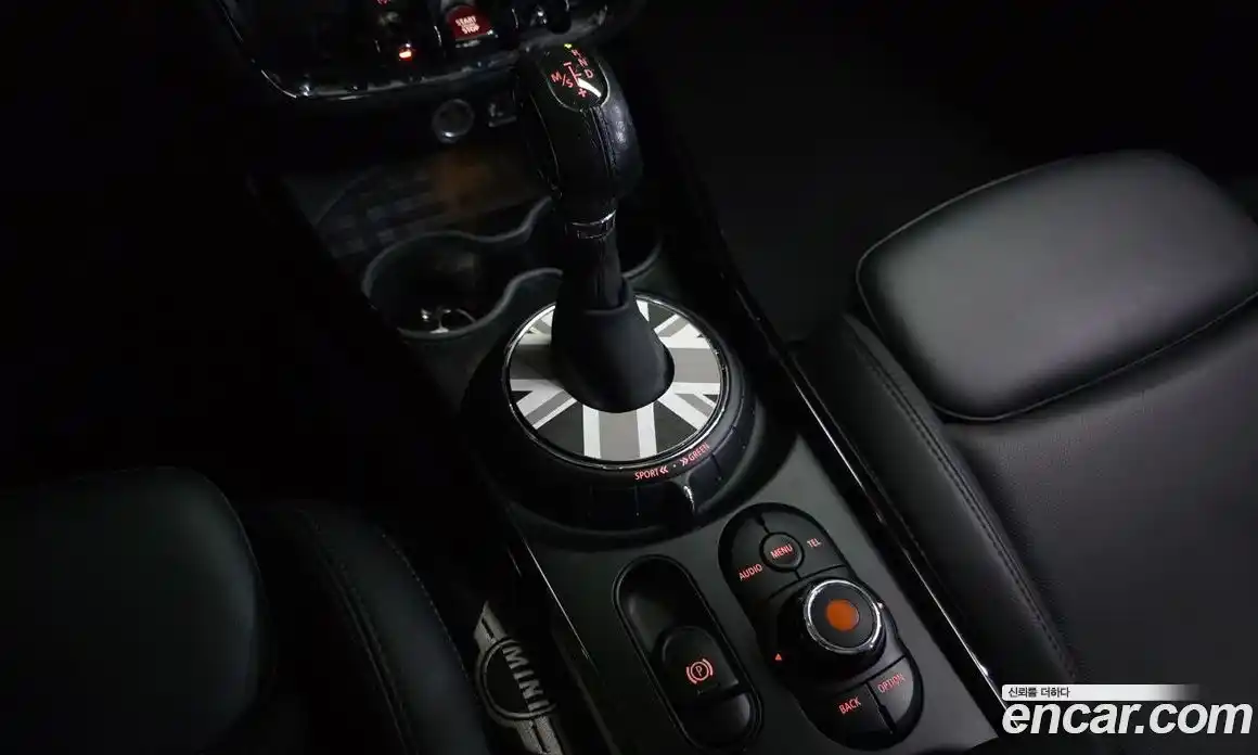 Mini Clubman 2016 2.0 Автомат в Москве № 188341, фото 5