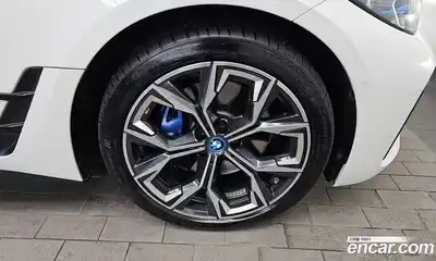 BMW i4 2024 0.2 Автомат в Москве № 188575, миниатюра 10