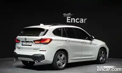 BMW X1 2021 2.0 Автомат в Москве № 191535, миниатюра 2