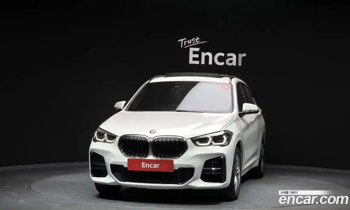 BMW X1 2021 2.0 Автомат в Москве № 191535, фото 3