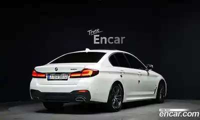 BMW 5-Series 2022 2.0 Автомат в Москве № 192672, миниатюра 2