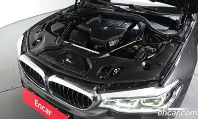 BMW 5-Series 2018 2.0 Автомат в Москве № 192985, миниатюра 6