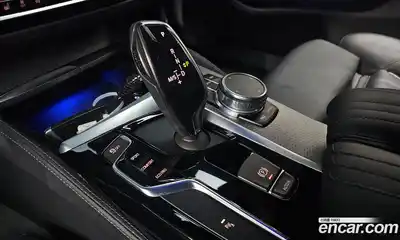 BMW 5-Series 2018 2.0 Автомат в Москве № 192985, миниатюра 9