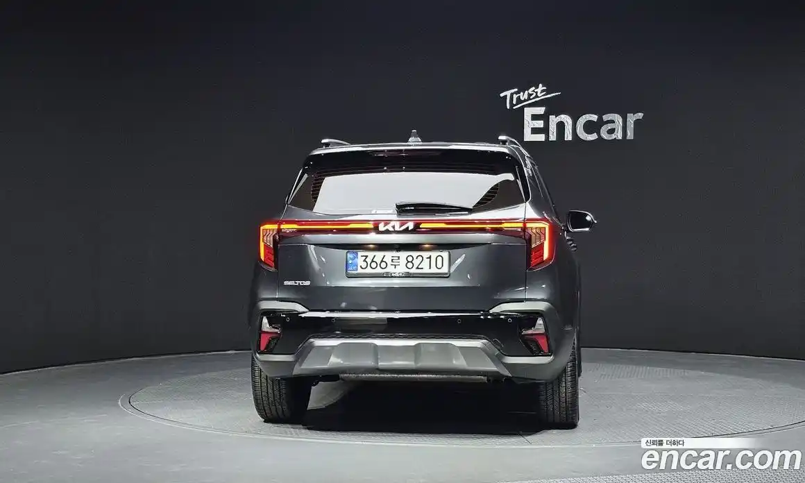 Kia Seltos 2023 1.6 Автомат в Москве № 194655, фото 4