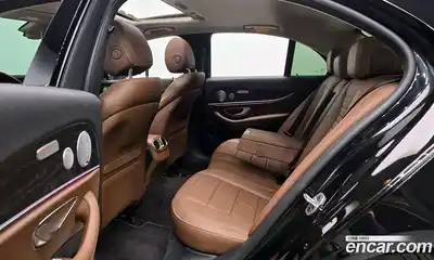 Mercedes-Benz E-Class 2019 2.0 Автомат в Москве № 195028, миниатюра 12