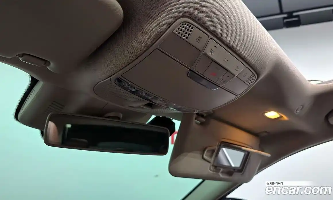 Mercedes-Benz E-Class 2019 2.0 Автомат в Москве № 195028, фото 20