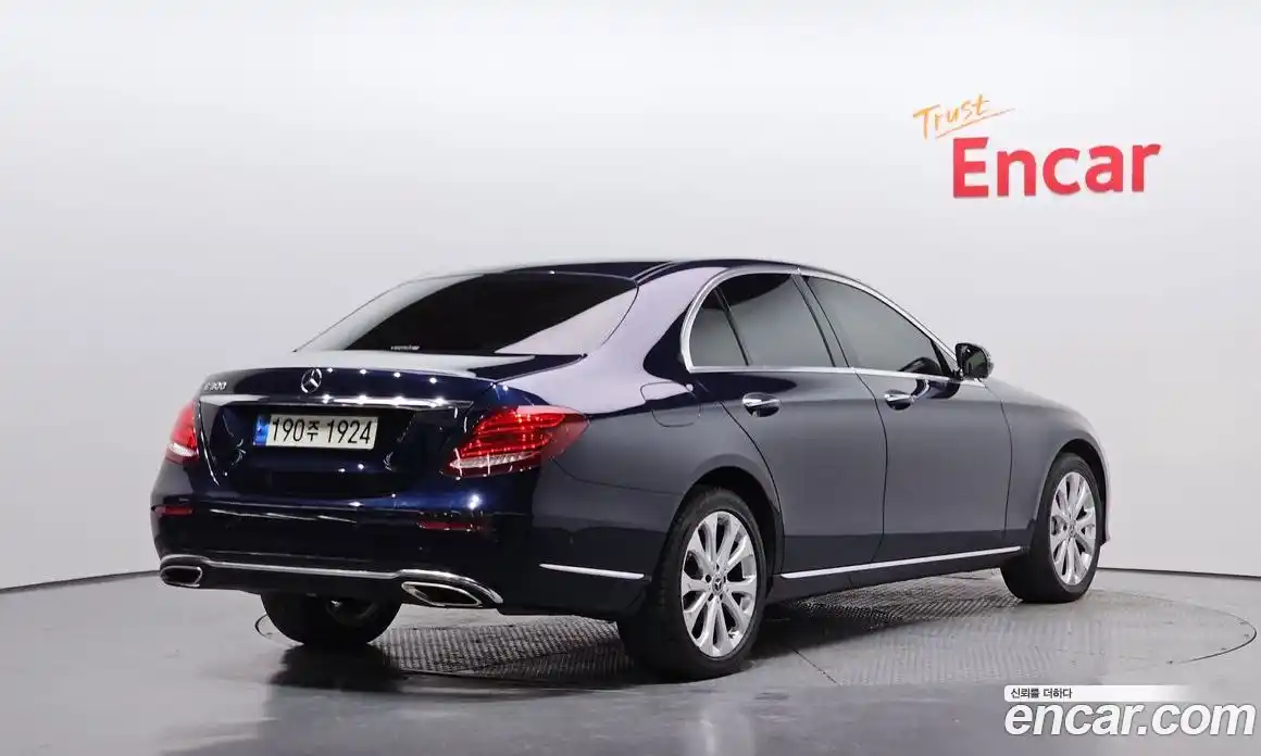 Mercedes-Benz E-Class 2018 2.0 Автомат в Москве № 195310, фото 6