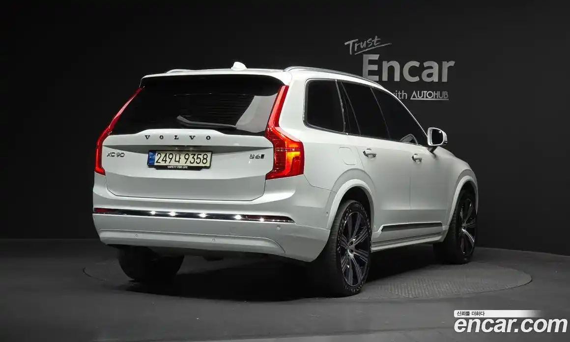 Volvo XC90 2023 2.0 Автомат в Москве № 197053, фото 14