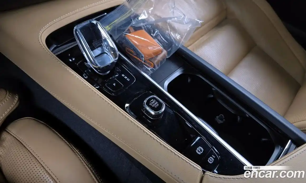 Volvo XC90 2023 2.0 Автомат в Москве № 197053, фото 5