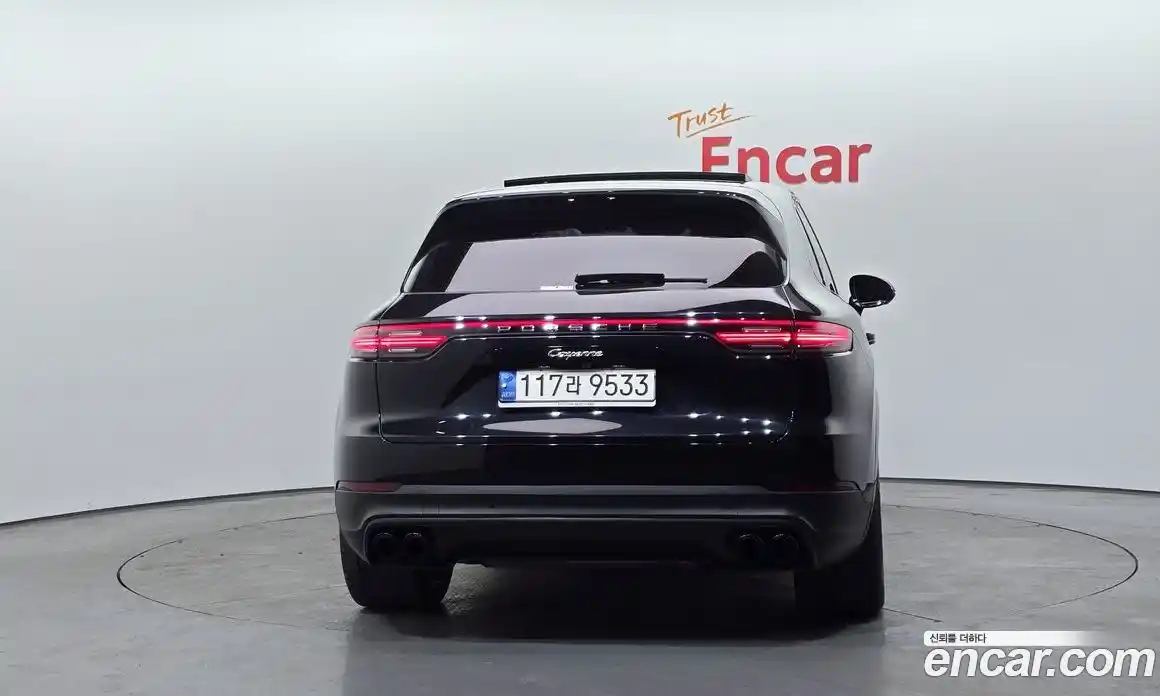 Porsche Cayenne 2022 3.0 Автомат в Москве № 197259, фото 4