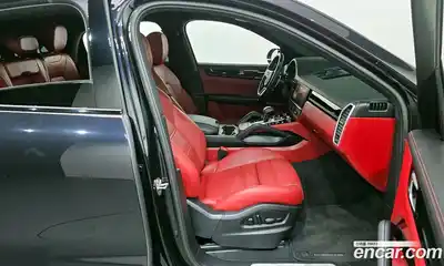 Porsche Cayenne 2022 3.0 Автомат в Москве № 197482, миниатюра 10