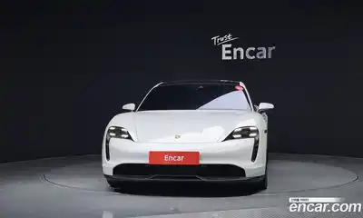 Porsche Taycan 2021 0.1 Автомат в Москве № 197496, миниатюра 11