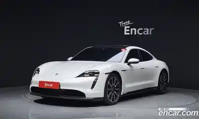 Porsche Taycan 2021 0.1 Автомат в Москве № 197496, миниатюра 12