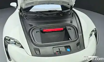 Porsche Taycan 2021 0.1 Автомат в Москве № 197496, миниатюра 3