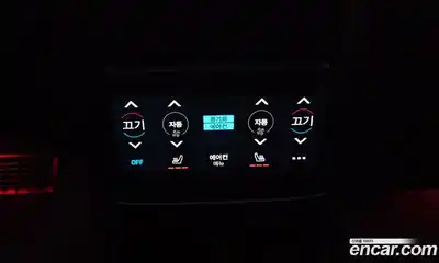 Porsche Taycan 2021 0.1 Автомат в Москве № 197496, миниатюра 8