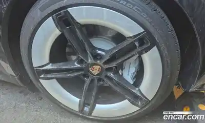 Porsche Taycan 2025 Автомат в Москве № 197720, миниатюра 11