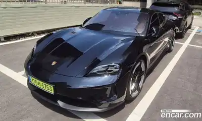 Porsche Taycan 2025 Автомат в Москве № 197720, миниатюра 2