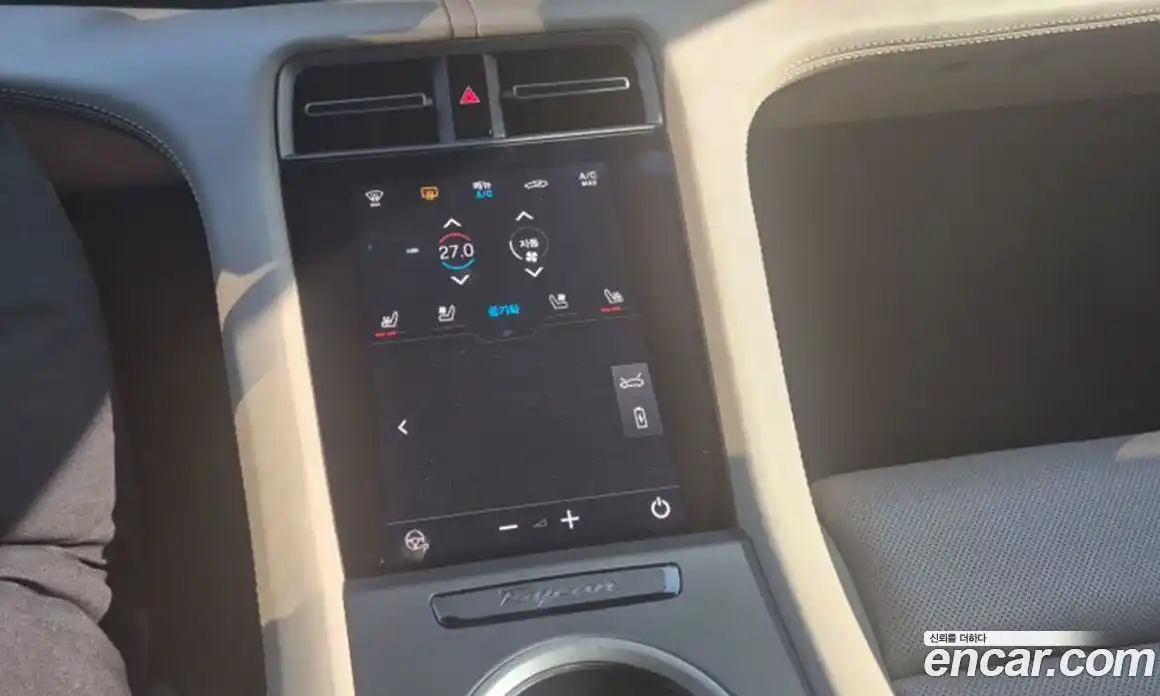 Porsche Taycan 2025 Автомат в Москве № 197720, фото 6