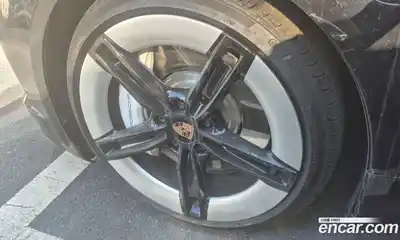 Porsche Taycan 2025 Автомат в Москве № 197720, миниатюра 10