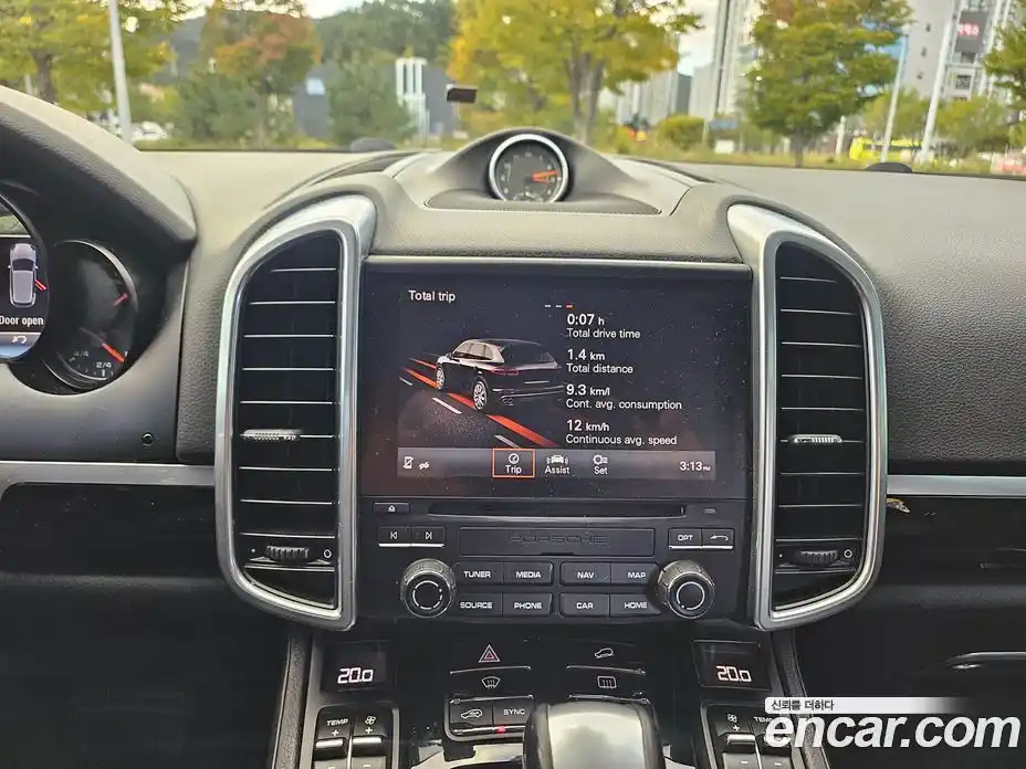 Porsche Cayenne 2018 3.6 Автомат в Москве № 197980, фото 16