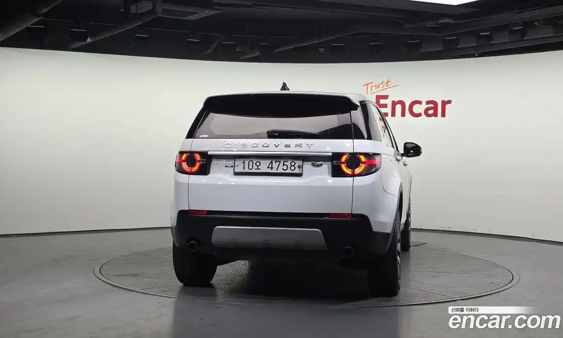 Land Rover Discovery Sport 2019 2.0 Автомат в Москве № 198302, фото 18