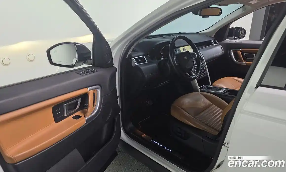 Land Rover Discovery Sport 2019 2.0 Автомат в Москве № 198302, фото 20