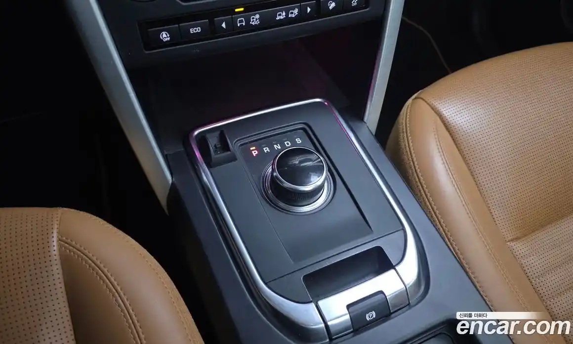 Land Rover Discovery Sport 2019 2.0 Автомат в Москве № 198302, фото 4