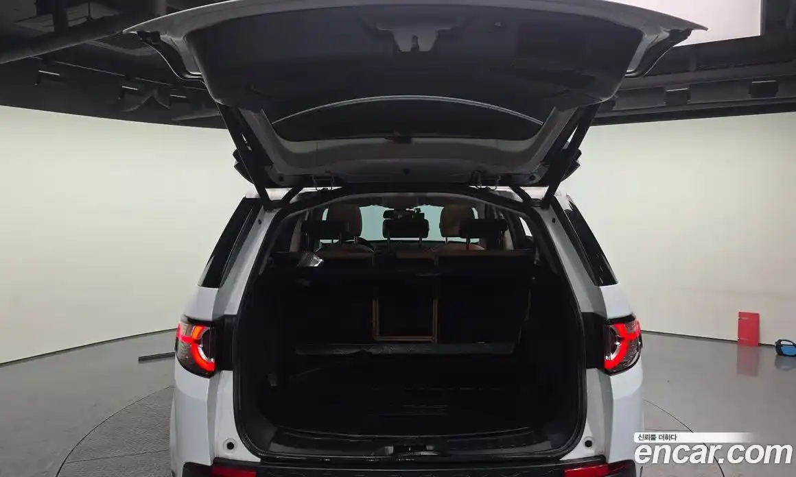 Land Rover Discovery Sport 2019 2.0 Автомат в Москве № 198302, фото 5