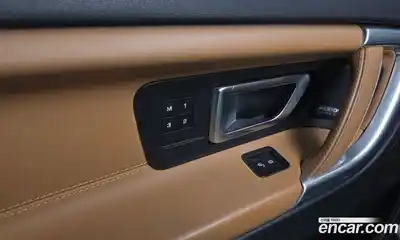 Land Rover Discovery Sport 2019 2.0 Автомат в Москве № 198302, миниатюра 10