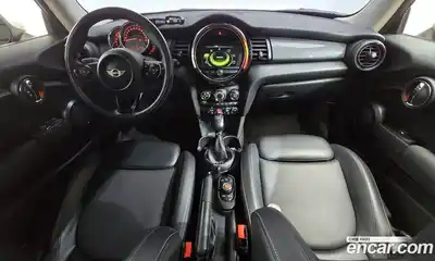 Mini Cooper 2016 1.5 Автомат в Москве № 198510, миниатюра 6