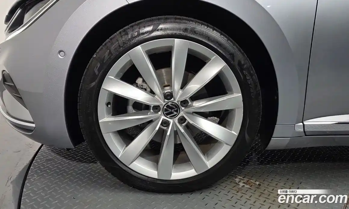 Volkswagen Arteon 2022 2.0 Автомат в Москве № 198916, фото 11