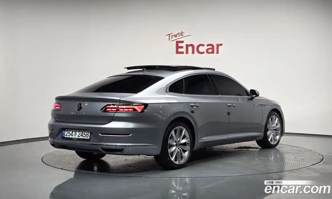 Volkswagen Arteon 2022 2.0 Автомат в Москве № 198916, фото 10