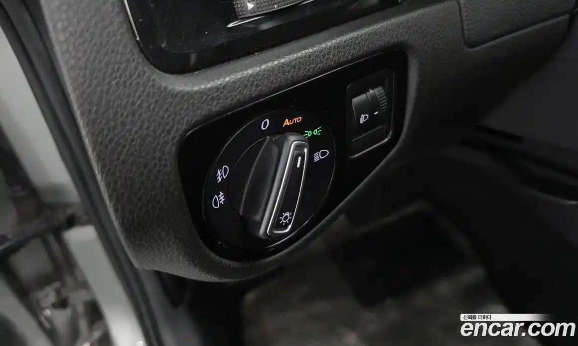 Volkswagen Golf 2014 1.6 Автомат в Москве № 199184, фото 13