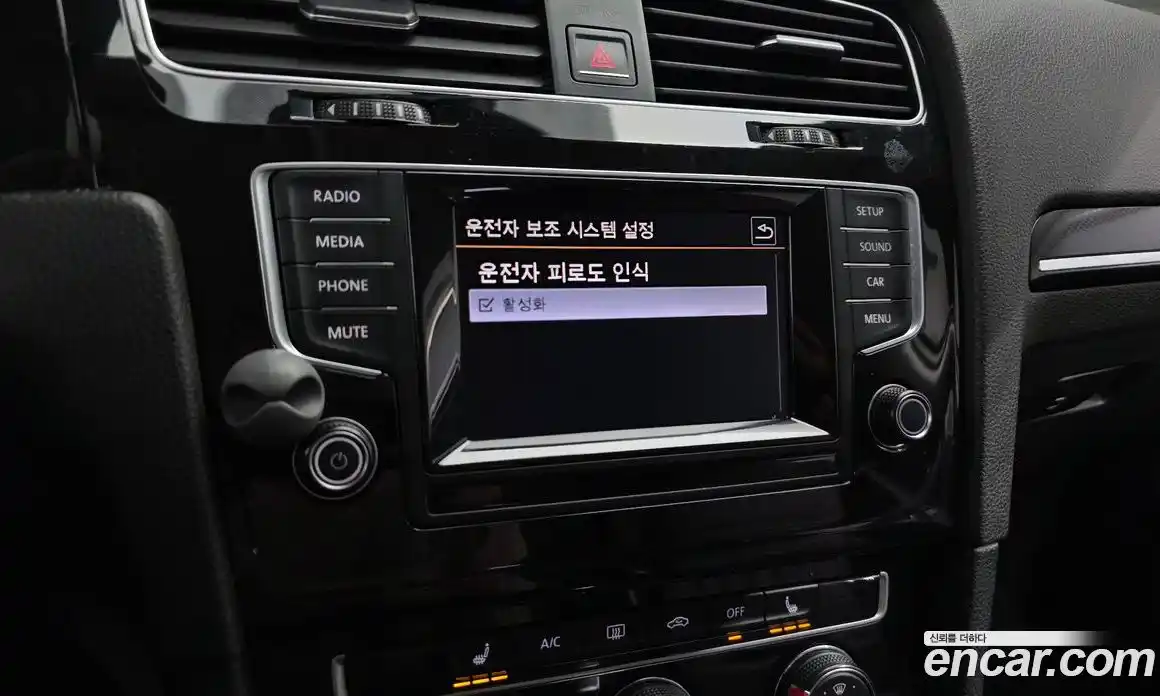 Volkswagen Golf 2014 1.6 Автомат в Москве № 199184, фото 16