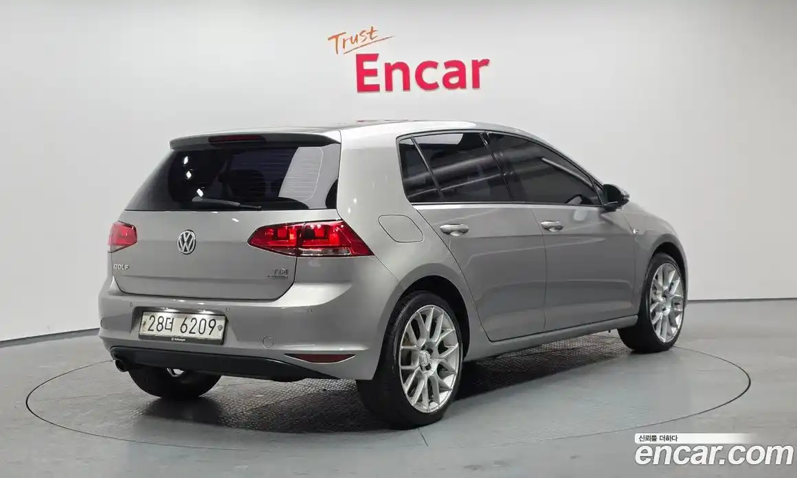 Volkswagen Golf 2014 1.6 Автомат в Москве № 199184, фото 19