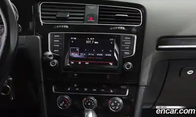 Volkswagen Golf 2014 1.6 Автомат в Москве № 199184, миниатюра 2