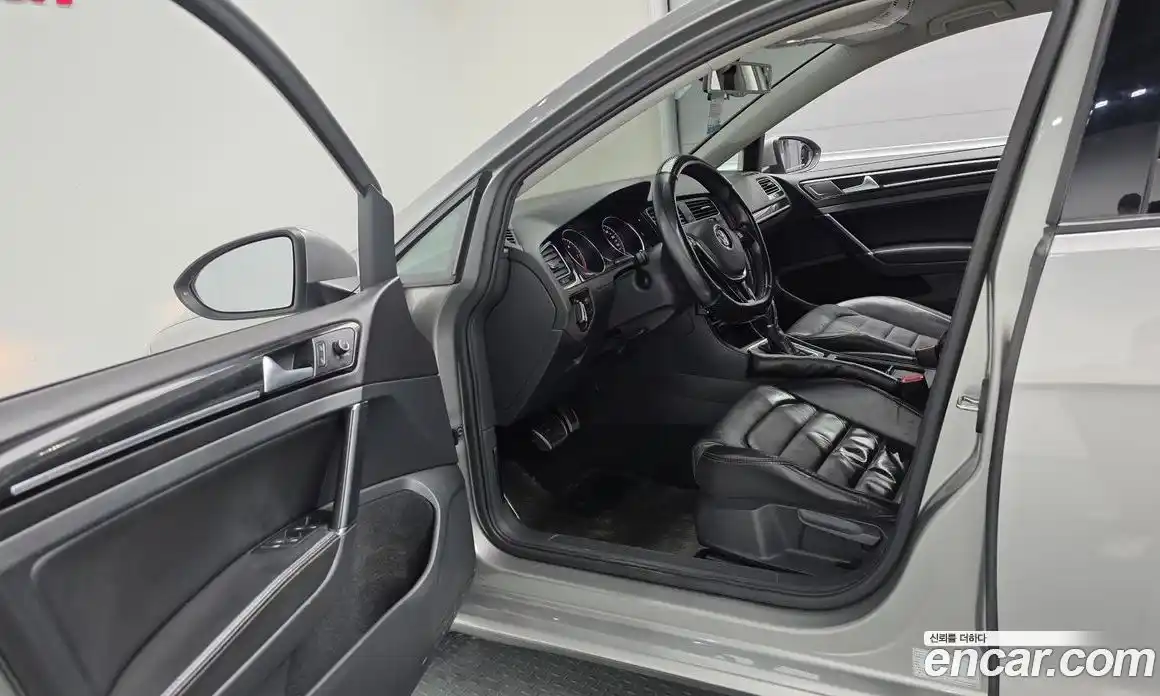 Volkswagen Golf 2014 1.6 Автомат в Москве № 199184, фото 9