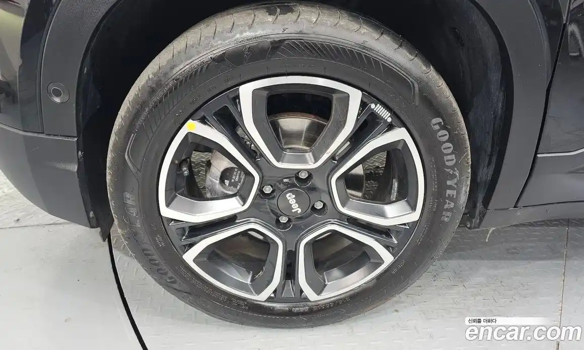 Jeep Avenger 2024 0.1 Автомат в Москве № 199402, фото 15