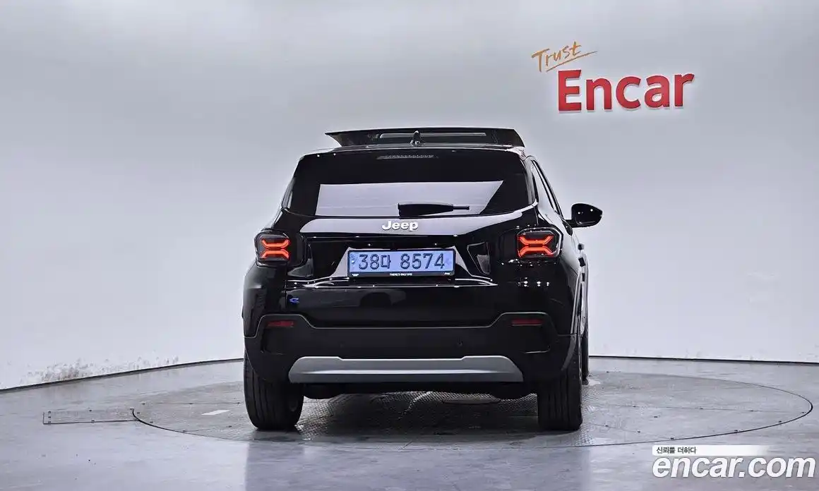 Jeep Avenger 2024 0.1 Автомат в Москве № 199402, фото 18