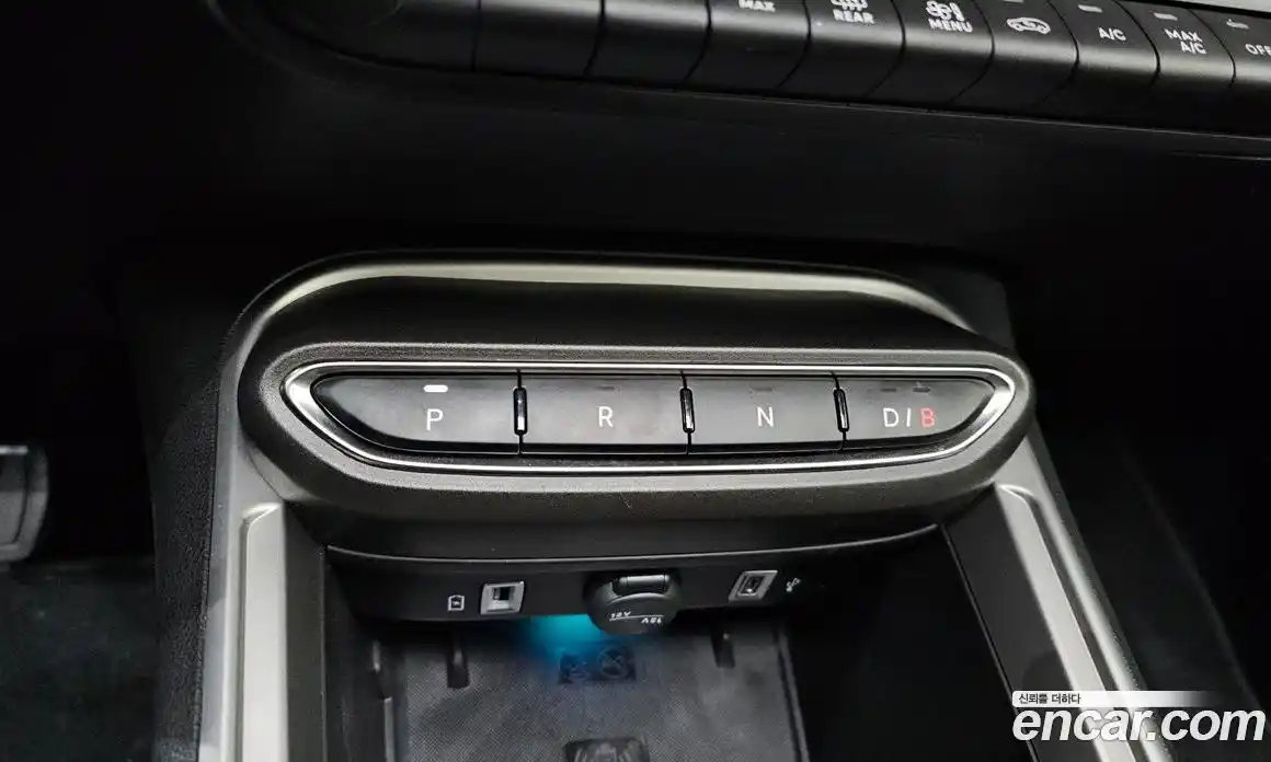 Jeep Avenger 2024 0.1 Автомат в Москве № 199402, фото 7