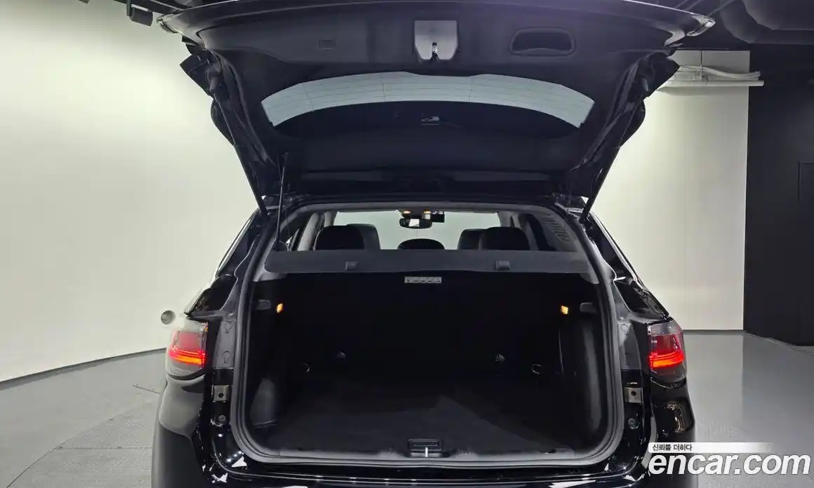 Jeep Compass 2022 2.4 Автомат в Москве № 199491, фото 19